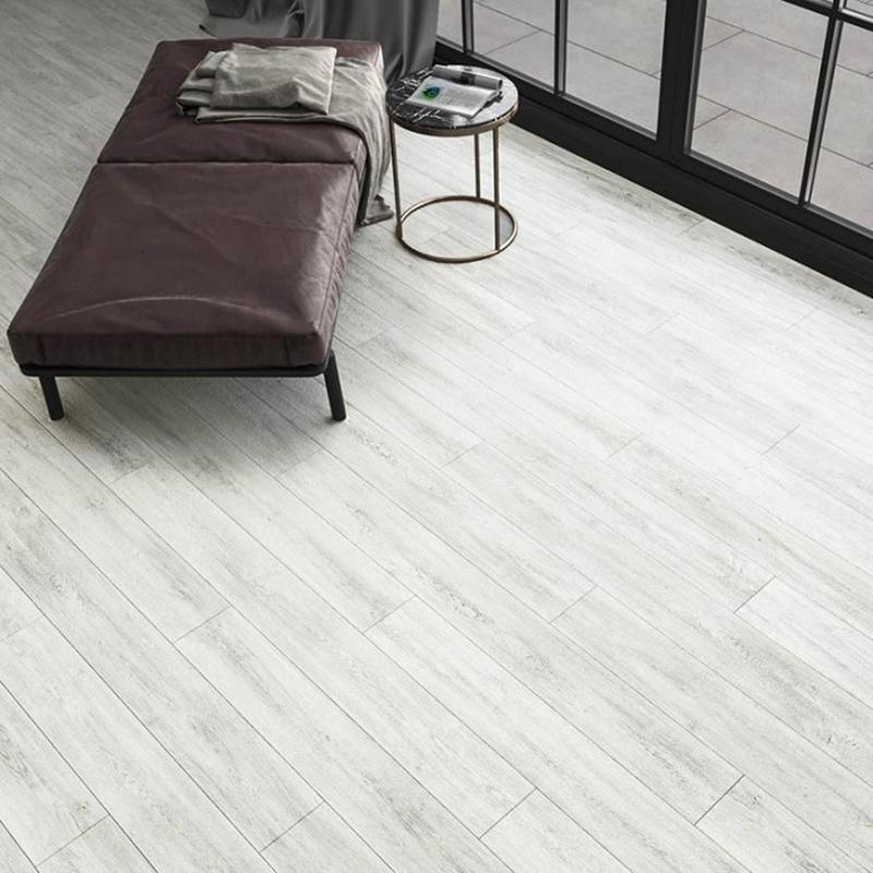 Parchet laminat AGT 8 mm PRK510 Natura Line, Salda, clasa 32 AC4 [3]