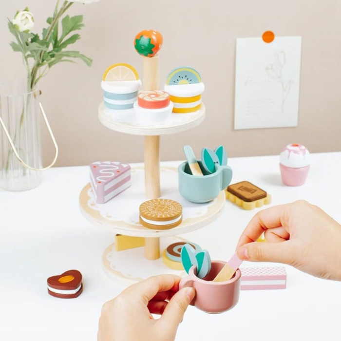 Jucarie Educativa Montessori din Lemn, Set de Joaca Interactiv, Model Etajera cu 3 Niveluri pentru Deserturi si Prajituri, Dezvolta Motricitatea si Imaginatia, 3ani+, Multicolor [2]