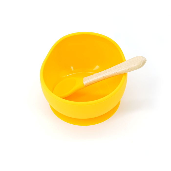 Set 2 piese diversificare bebelusi si copii din silicon, bol cu ventuza, lingurita din lemn si silicon, pentru gustari, fara alergeni, galben [2]