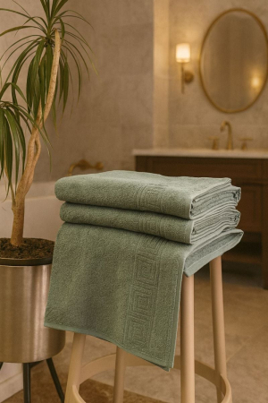 Prosoape - prosop-baie-verde-olive prosop-bumbac-70x140 prosop-model-grecesc  ALT TEXT  Prosop mare de baie 70x140 cm din bumbac 100% culoare verde olive cu model grecesc.