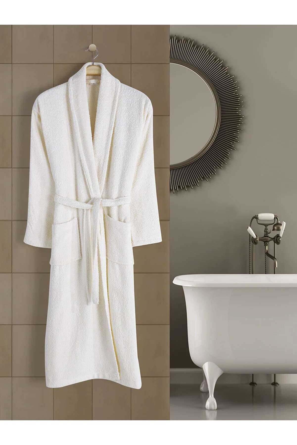 Halat - Halat de Baie alb– Față  Halat Unisex Bumbac Verde Mint – Detalii  Halat Premium Verde Mint – Material Pufos  Halat Verde Mint – Prezentare Baie