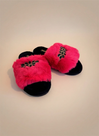 Papuci - Papuci damă roșii cu blăniță și pietre decorative – Glam Cozy