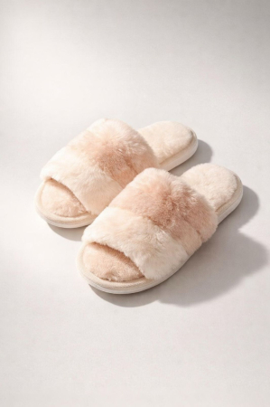 Papuci - Papuci de casă damă AmaraHome roz și bej, material pufos