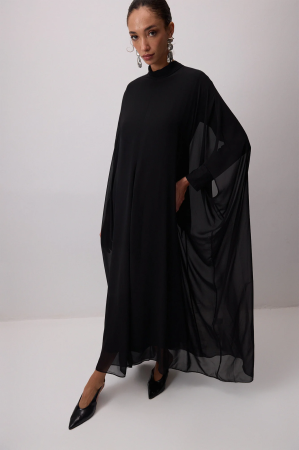 Rochii & Fuste - Rochie lunga voal maneca capa neagra AMEVIE