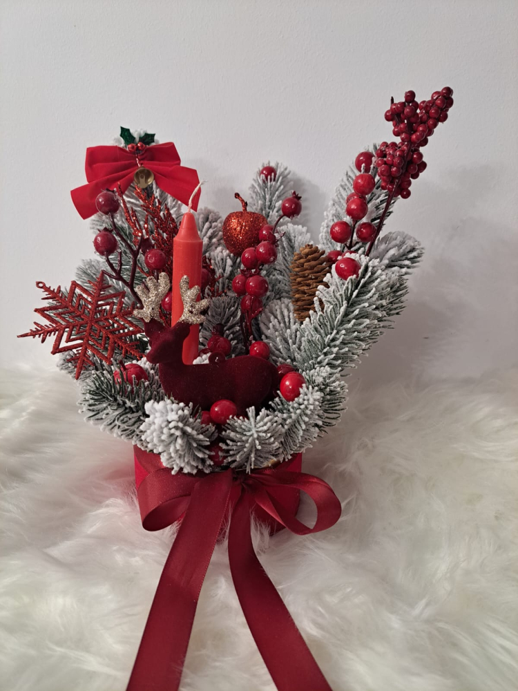 Aranjament in cutie rosie de catifea [2]