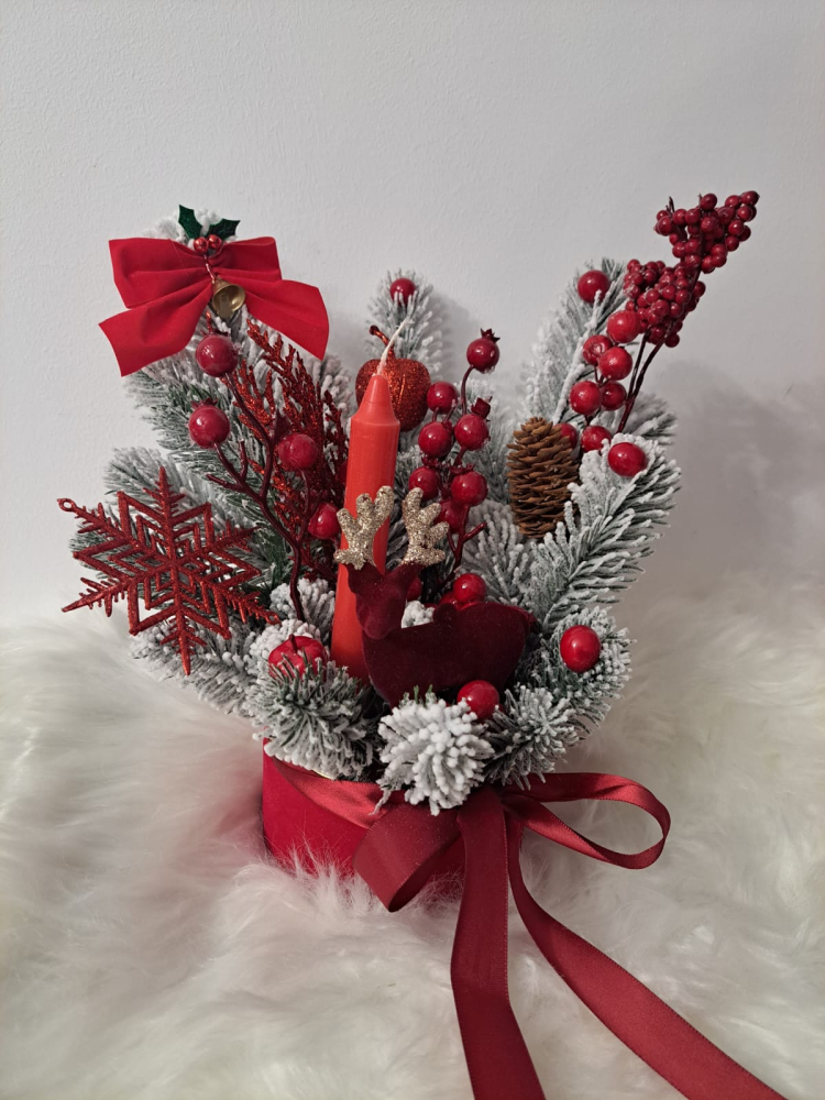 Aranjament in cutie rosie de catifea [3]