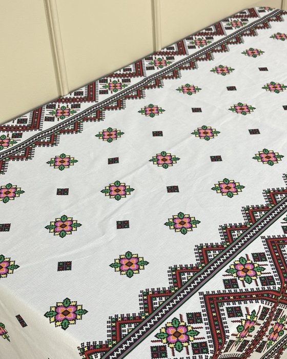 Față de masă cu model tradițional - Model Bucura [2]