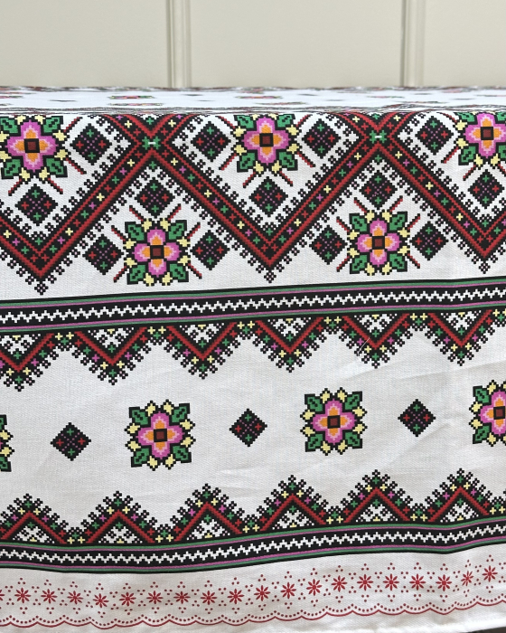 Față de masă cu model tradițional - Model Bucura [5]