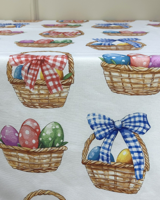 Față de masă impermeabilă cu model de Paște- Coșulețe cu Ouă [3]