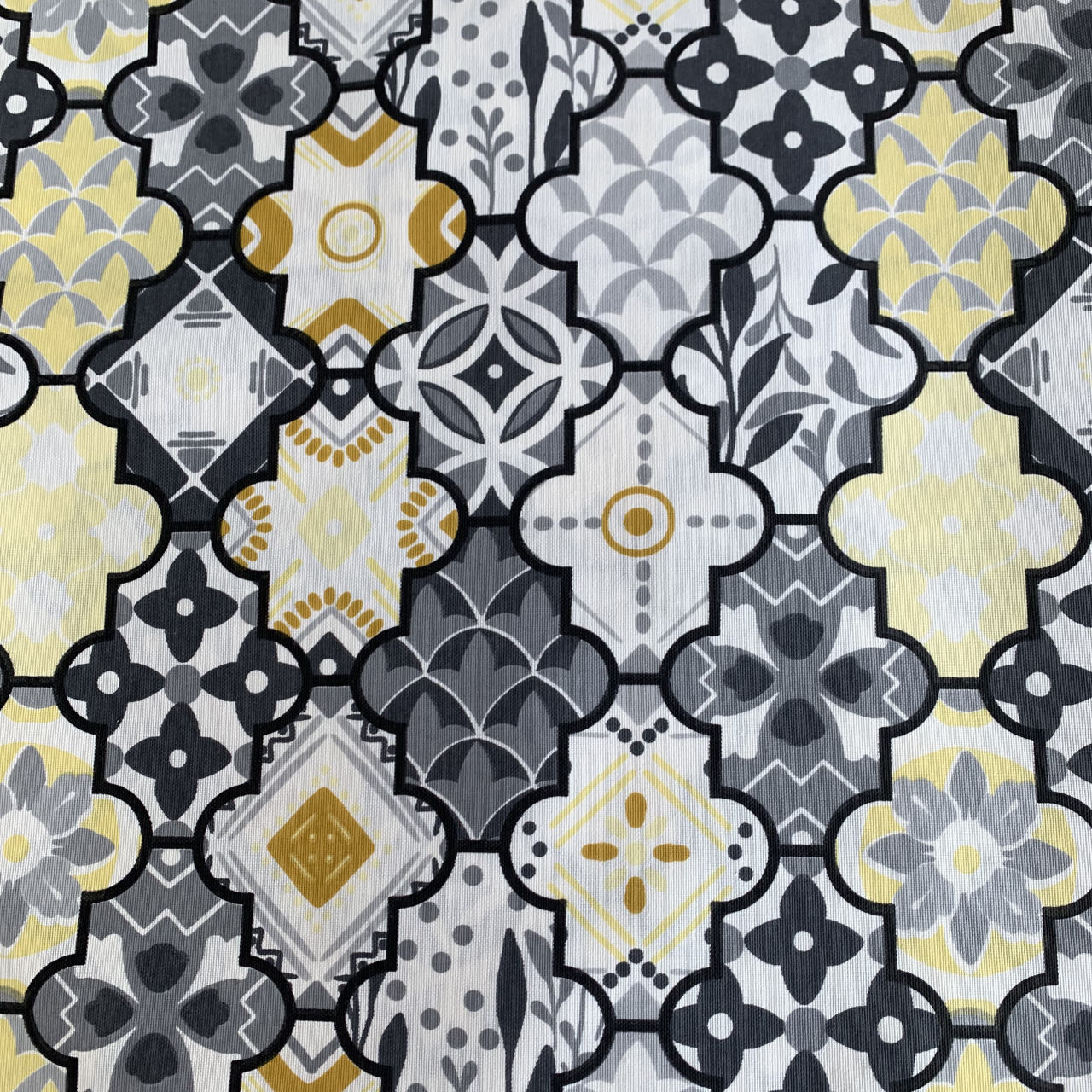 Față de masă impermeabilă- Geometric [1]