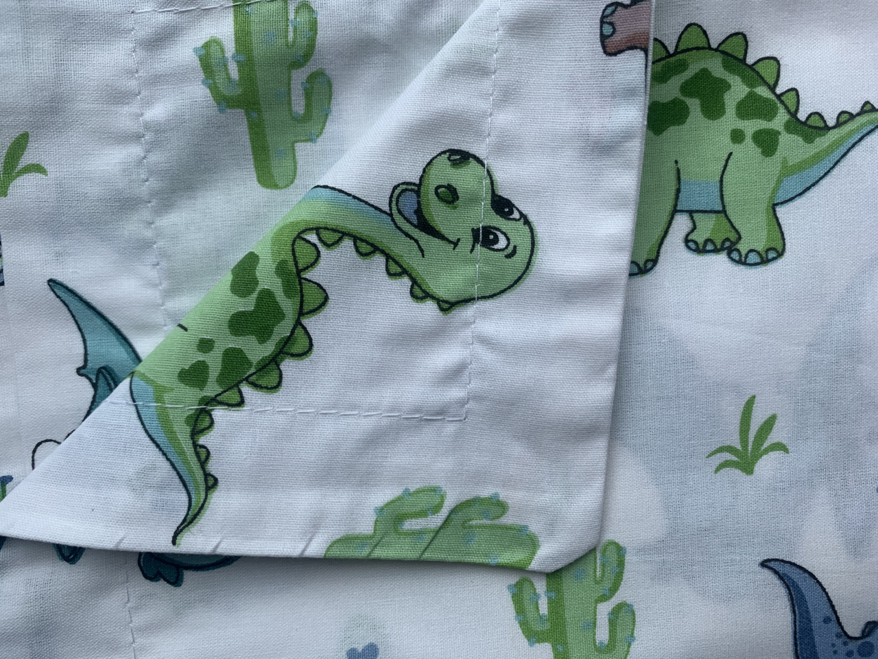 Lenjerie de pat bebe- Dinozauri verzi si albastri [3]