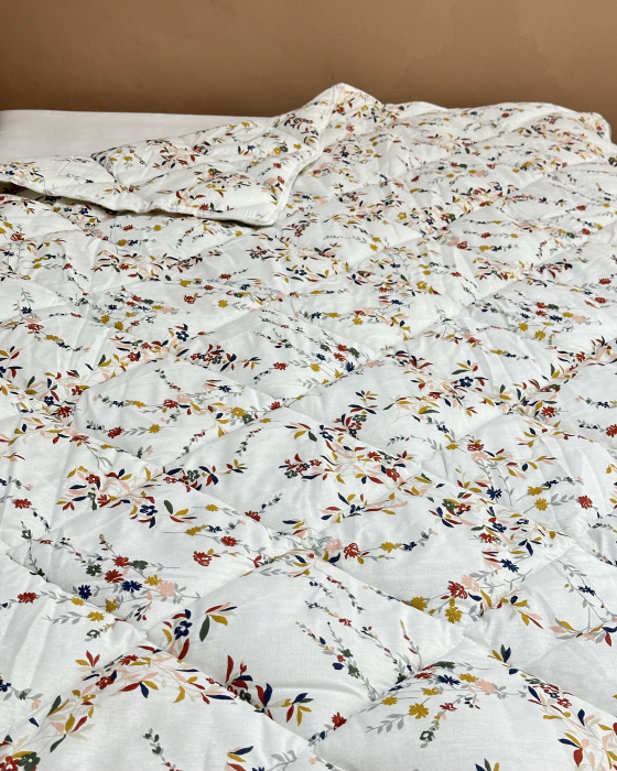 Pilotă antialergică vară| Umplutură Melană|Dos bumbac|Floricele de camp [3]