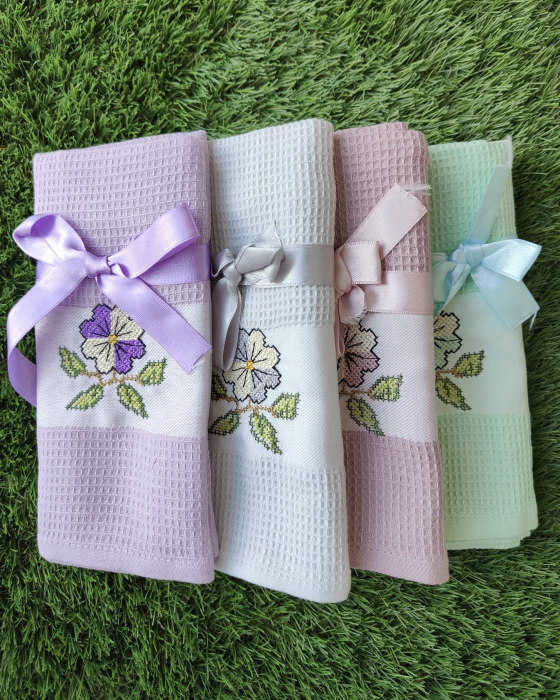 Prosop de bucătărie din bumbac, cu broderie panseluță, 45×70 cm, diverse culori [2]