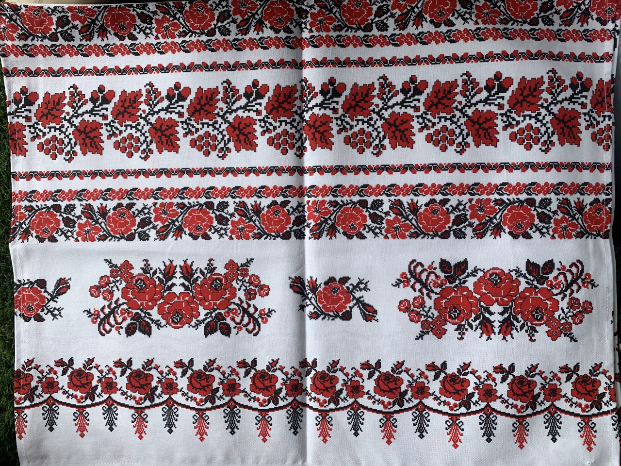 Set 3 prosoape de bucătărie cu model tradițional - Trandafiri Roșii [3]