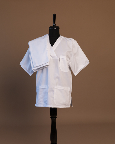 Costum chirurgical unisex Alb [1]