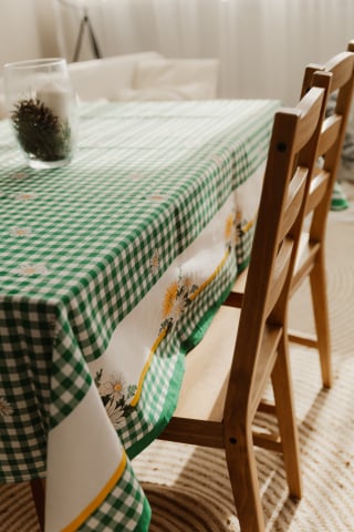 Față de masă, Carouri cu Margarete, verde [2]