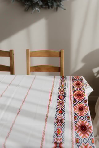 Fețe de masă - Față de masă cu model tradițional - Rosu si Negru