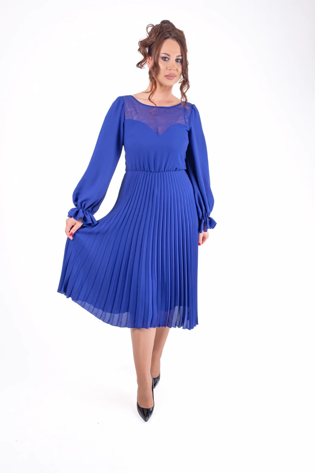 Eleganta in nuante de albastru