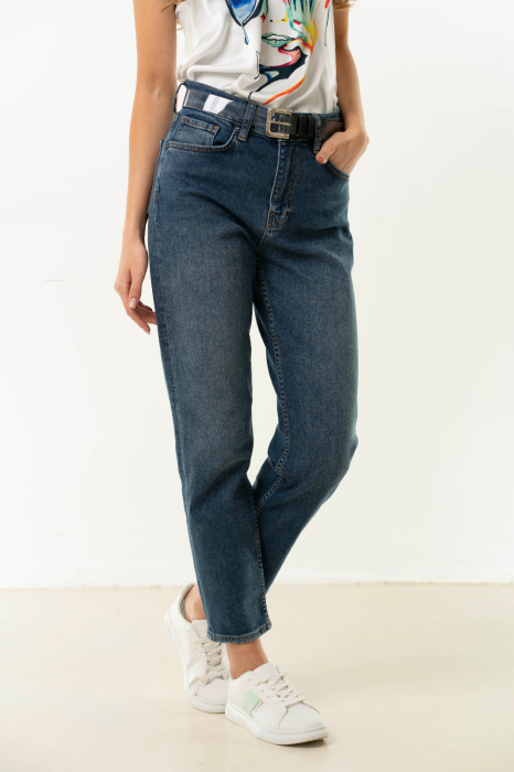 Blugi dama casual din denim albastru-croiala lejera ,talie medie [1]