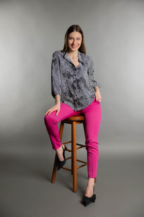 Camasa eleganta din satin alb-negru cu imprimeu abstract [3]