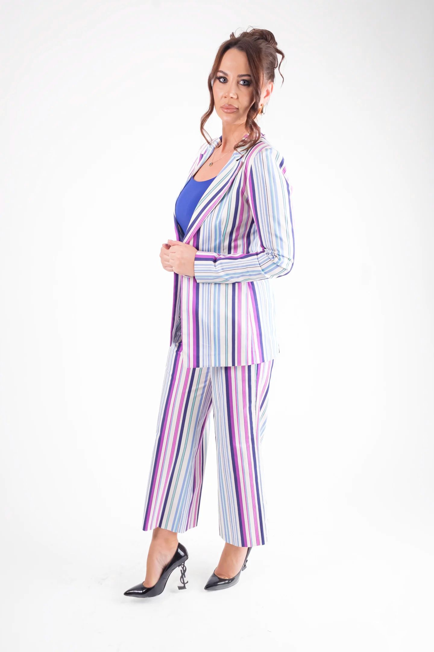 Costum dama elegant in dungi colorate-sacou si pantaloni culottes [5]