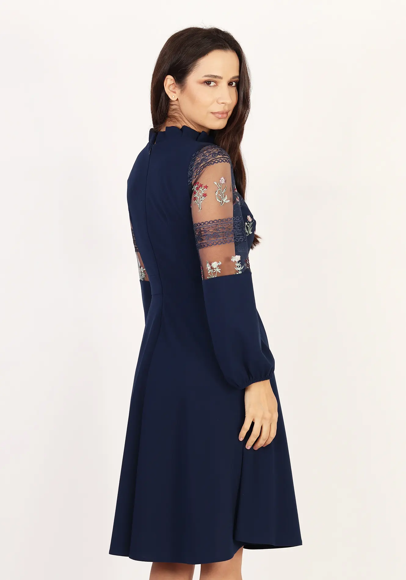 Rochie bleumarin eleganta cu broderie [4]