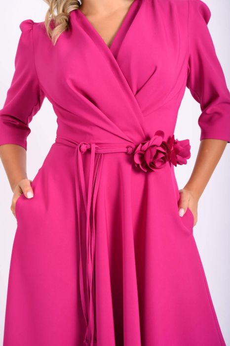Rochie eleganta fichsia midi cu cordon si trandafiri decorativi [2]