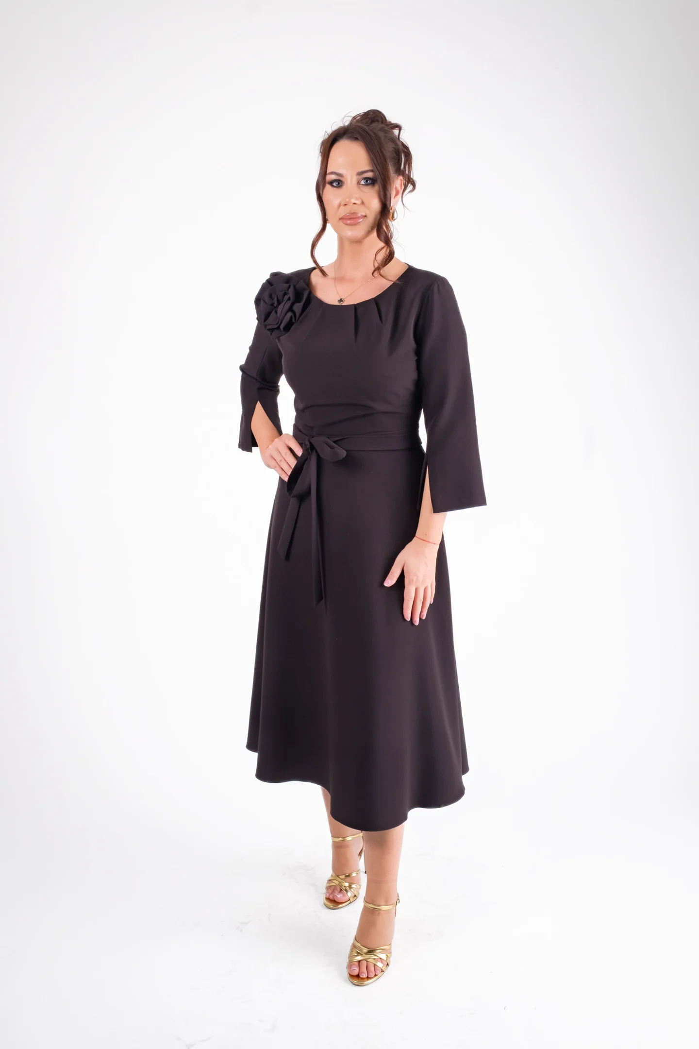 Rochie eleganta midi cu floare aplicata si cordon in talie [2]