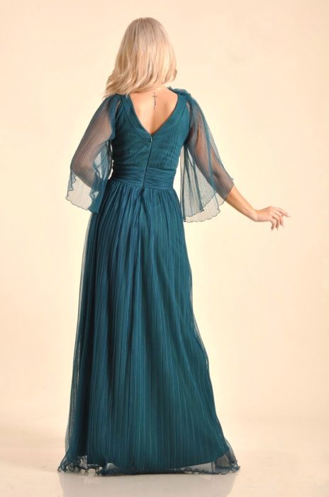 Rochie lunga de seara din voal plisat cu floare decorativa si deschidere laterala [3]