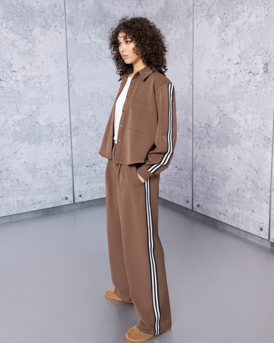 Trening casual maro cu dungi laterale albe [4]