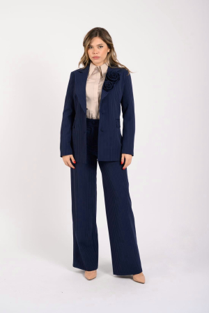 Costume doua piese - Costum dama cu dungi fine -sacou elegant si pantaloni largi