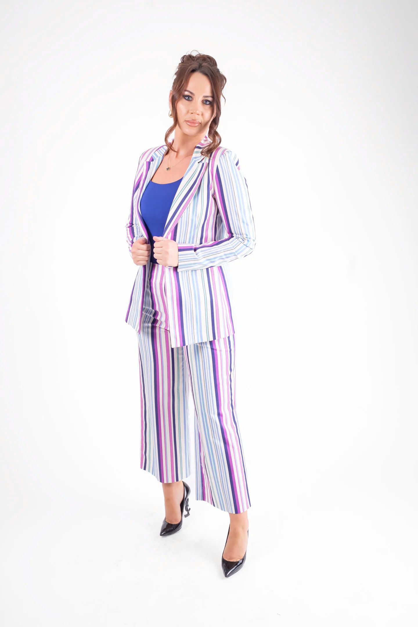 Costum dama elegant in dungi colorate-sacou si pantaloni culottes [3]