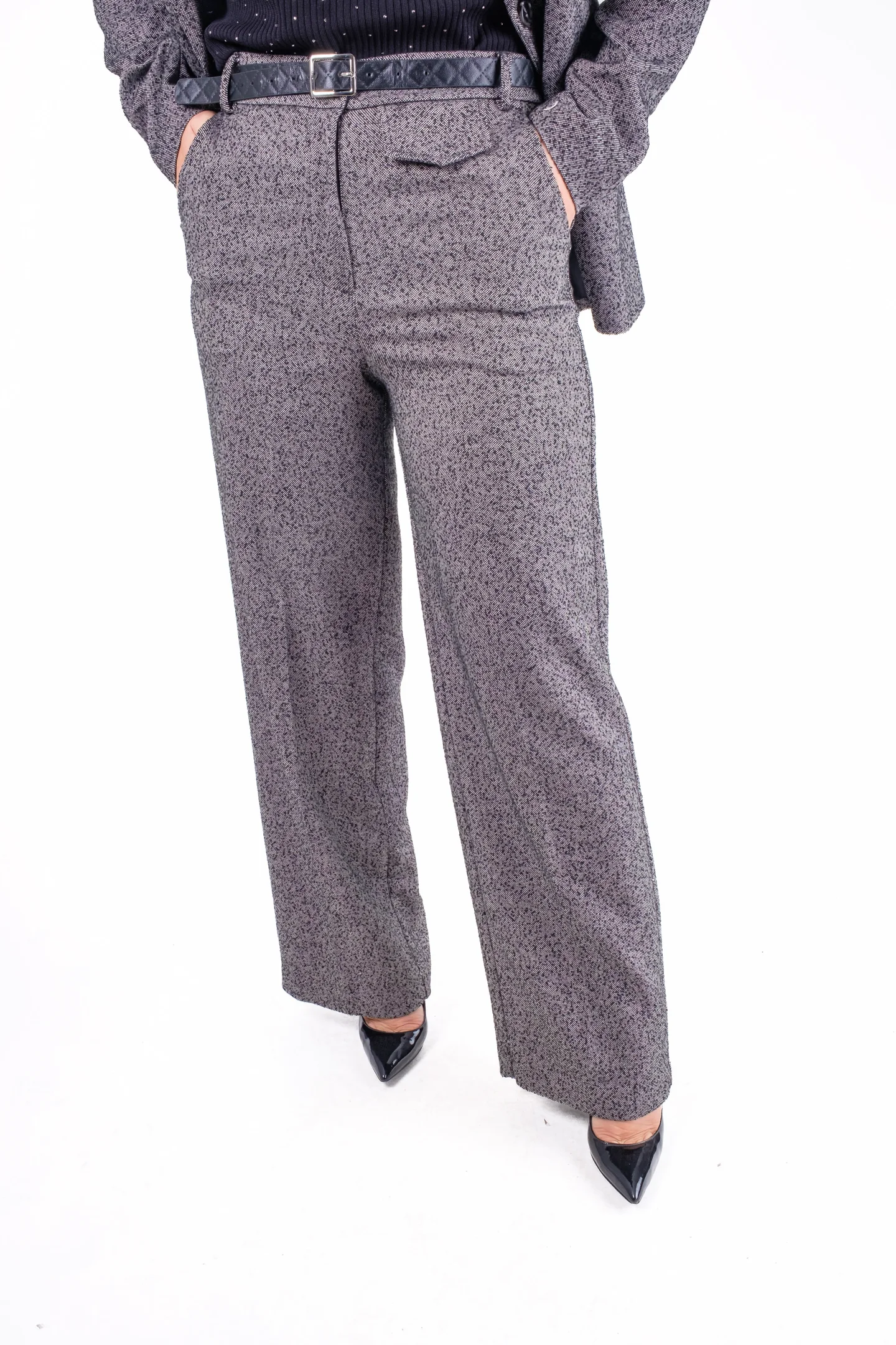 Costum gri cu sacou si pantaloni largi stil britanic [5]