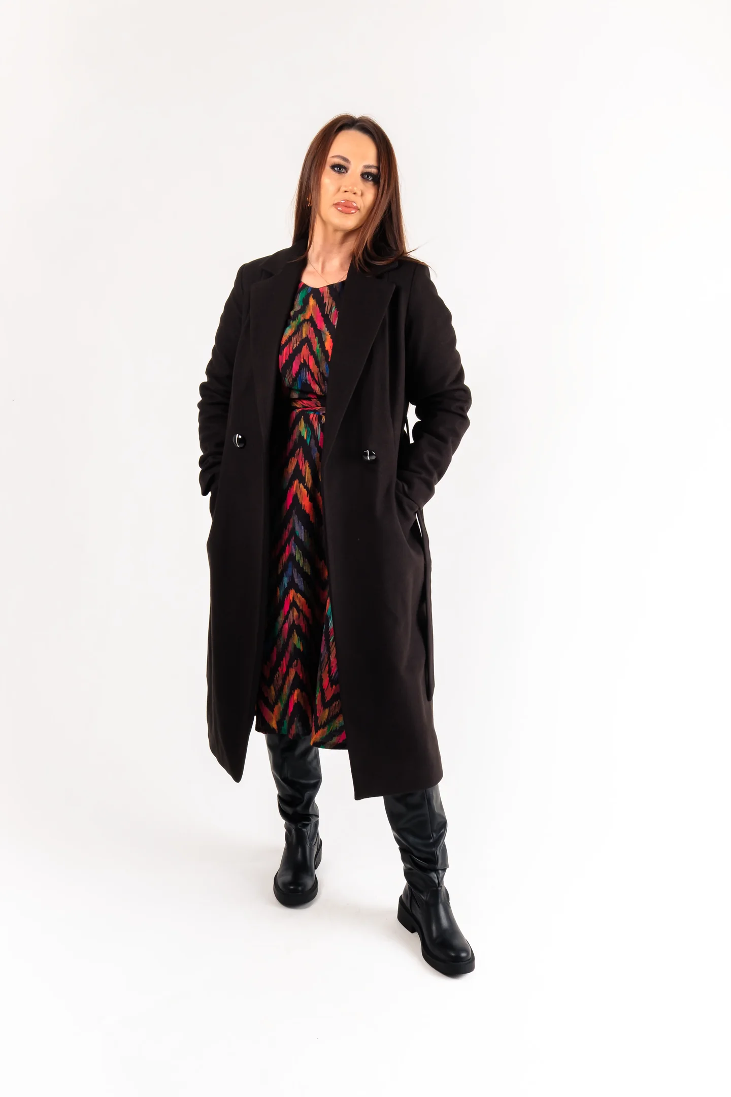 Palton negru elegant dama cu cordon si croiala clasica [2]