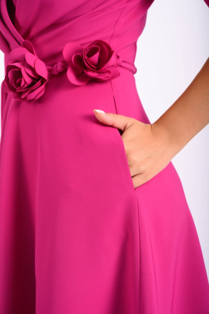 Rochie eleganta fichsia midi cu cordon si trandafiri decorativi [2]