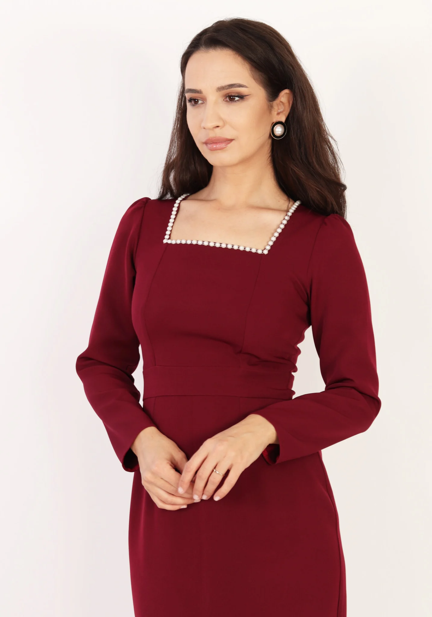 Rochie midi eleganta cu decolteu patrat si detalii perle [2]