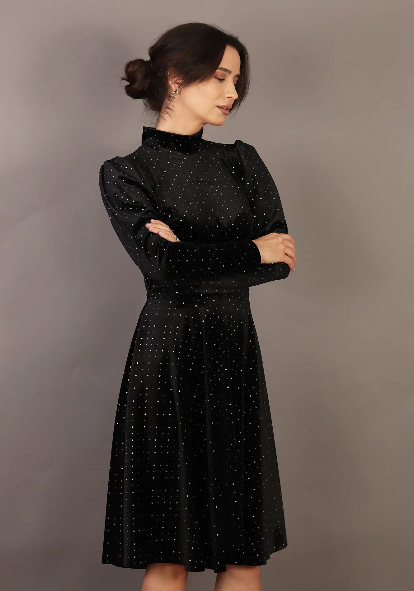 Rochie neagra clos cu aplicatii de strass [2]