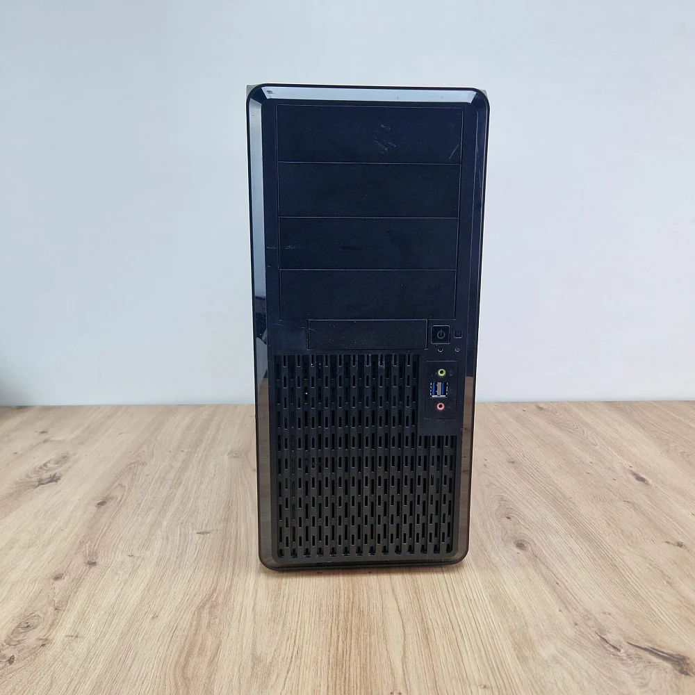 Sistem Tower Gaming, Procesor I7 9800X, Memorie RAM 16 GB, SSD 256 GB NVME, Windows 11 Home, Placa de baza ASUS WS X299 PRO/SE, Racire lichid Corsair, Placa video Nvidia RTX 2060, Sursa Full Modulara [4]