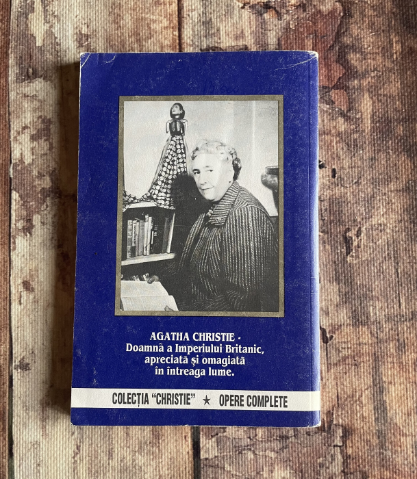 Agatha Christie - Unu, doi, trei… [2]