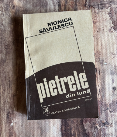 Toate produsele - Monica Săvulescu - Pietrele din lună