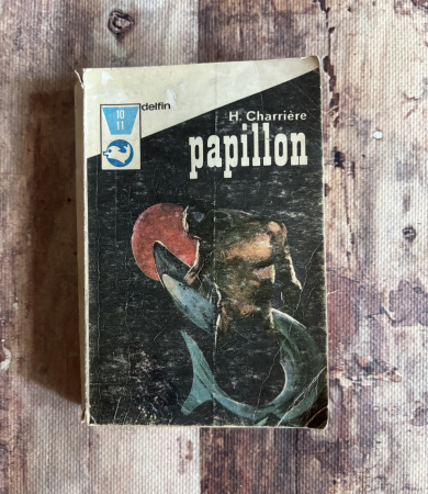 Literatură universală - Henri Charriere - Papillon. Vol I și II.
