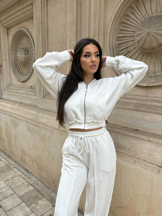 Trening Damă Alessia cu Glugă și Pantaloni Drepți [2]