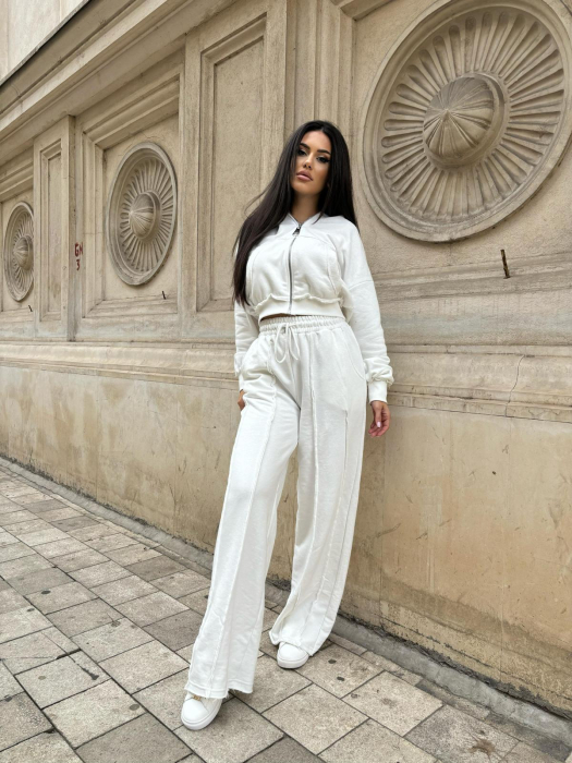 Trening Damă Alessia cu Glugă și Pantaloni Drepți [4]