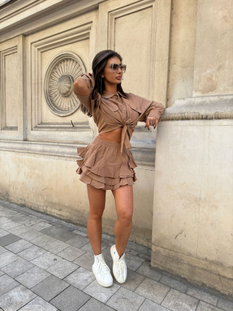 Compleuri - Compleu Tessa maro – cămașă cu mâneci detașabile și fustă-pantalon