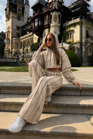 Trening Bella cu Hanorac Cropped și Pantaloni Largi [1]