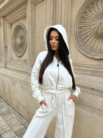 Trening Damă Alessia cu Glugă și Pantaloni Drepți [4]