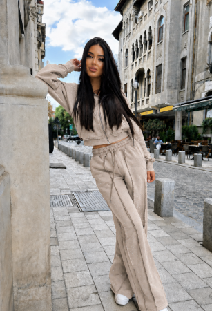 Trening Damă Alessia cu Strasuri și Pantaloni Drepți [1]