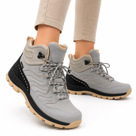 INCALTAMINTE - Ghete dama Bonprix impermeabile trekking