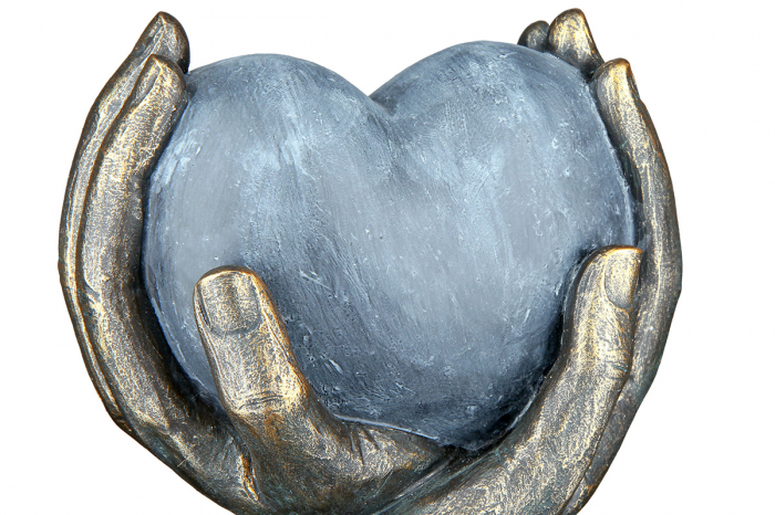 Decoratiune Heart in hands, Rasina, Negru/Albastru, 15x15x10 cm [5]