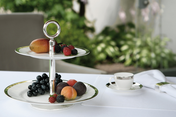 Etajera 2 farfurii PLATINUM, portelan, decor argintiu [3]